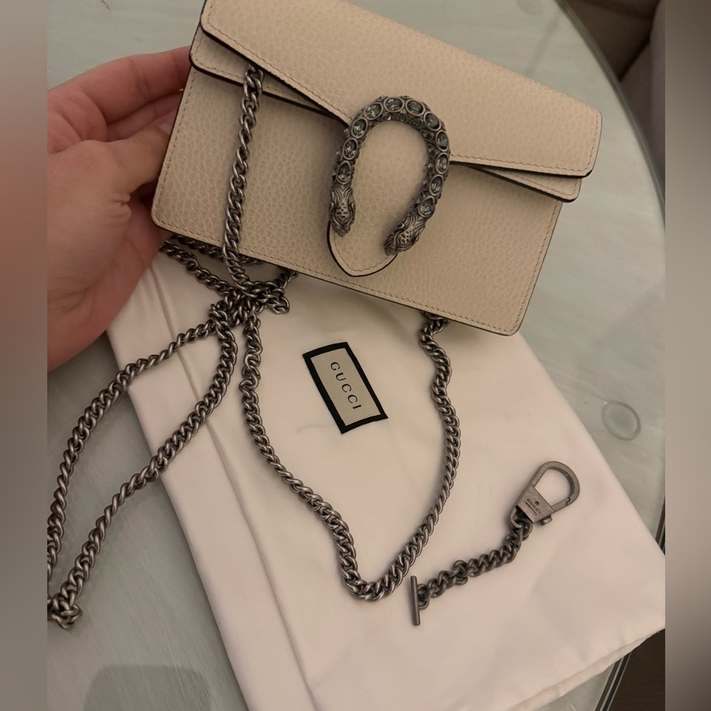 GUCCI DIONYSUS SUPER MINI BAG in White Leather